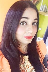 Nazia Khan, esthéticienne et  make-up artist, conseille d’intensifier le regard.