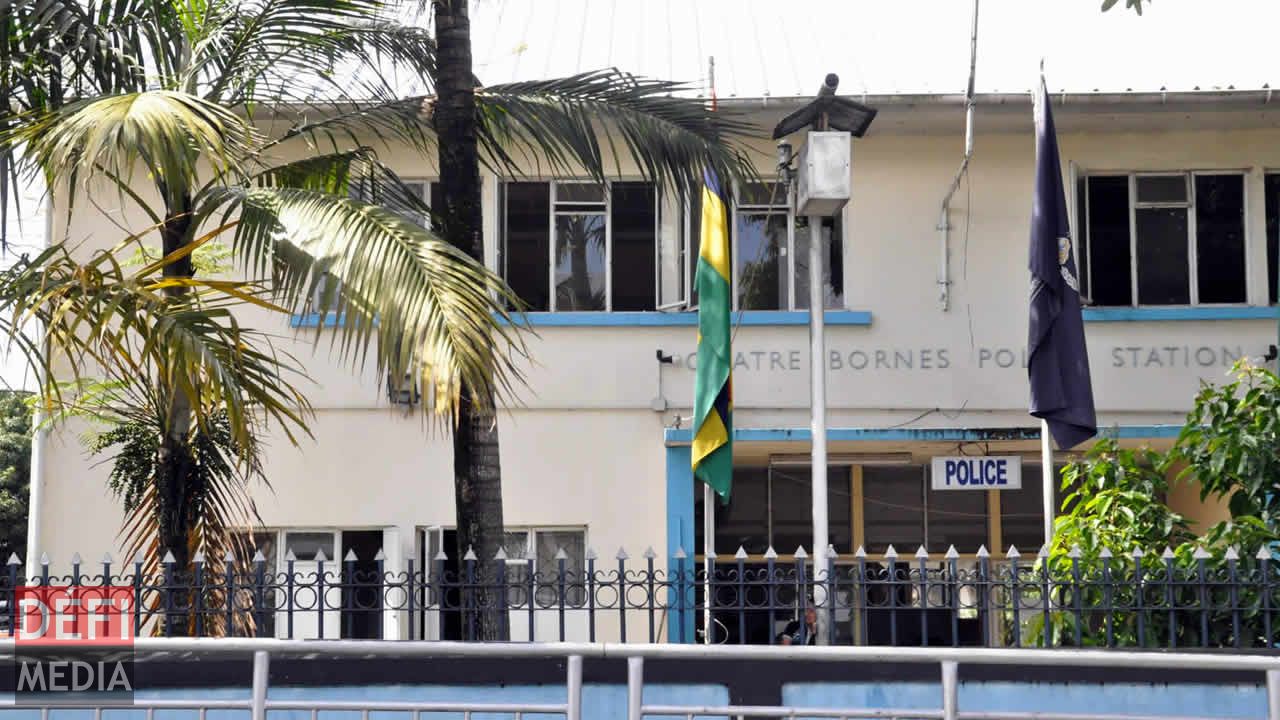 La police de Quatre-Bornes a ouvert une enquête La police de Quatre-Bornes a ouvert une enquête