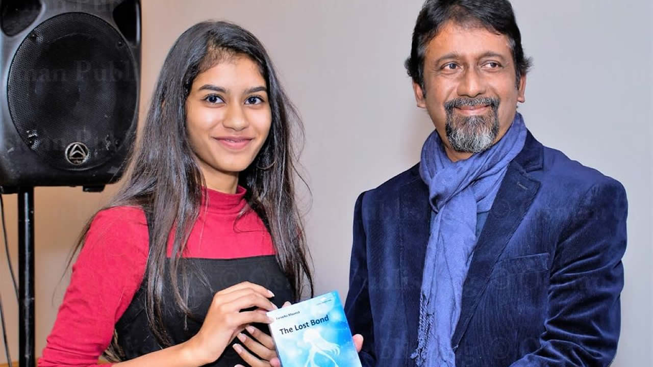 Fareeha Moosa and Mr Amarnath Hossany  (Mauritian author) during the launching of The Lost Bond.