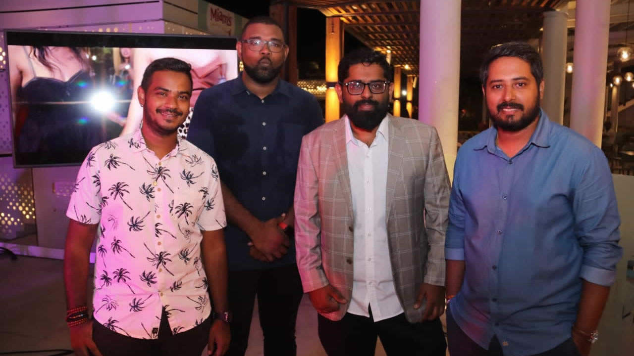 L’équipe multimédia du  Défi Media Group (de gauche à droite) : Antish Bhowan, Yannick Azor, Pravish Roy Rampall et Roshan Choony.