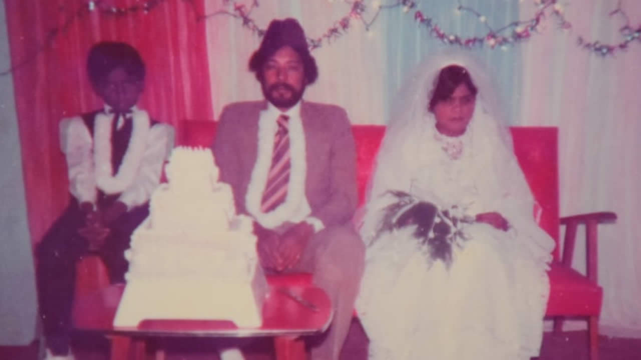 Le couple s’est marié le jour de l’anniversaire de Reshad, il y a 34 ans.