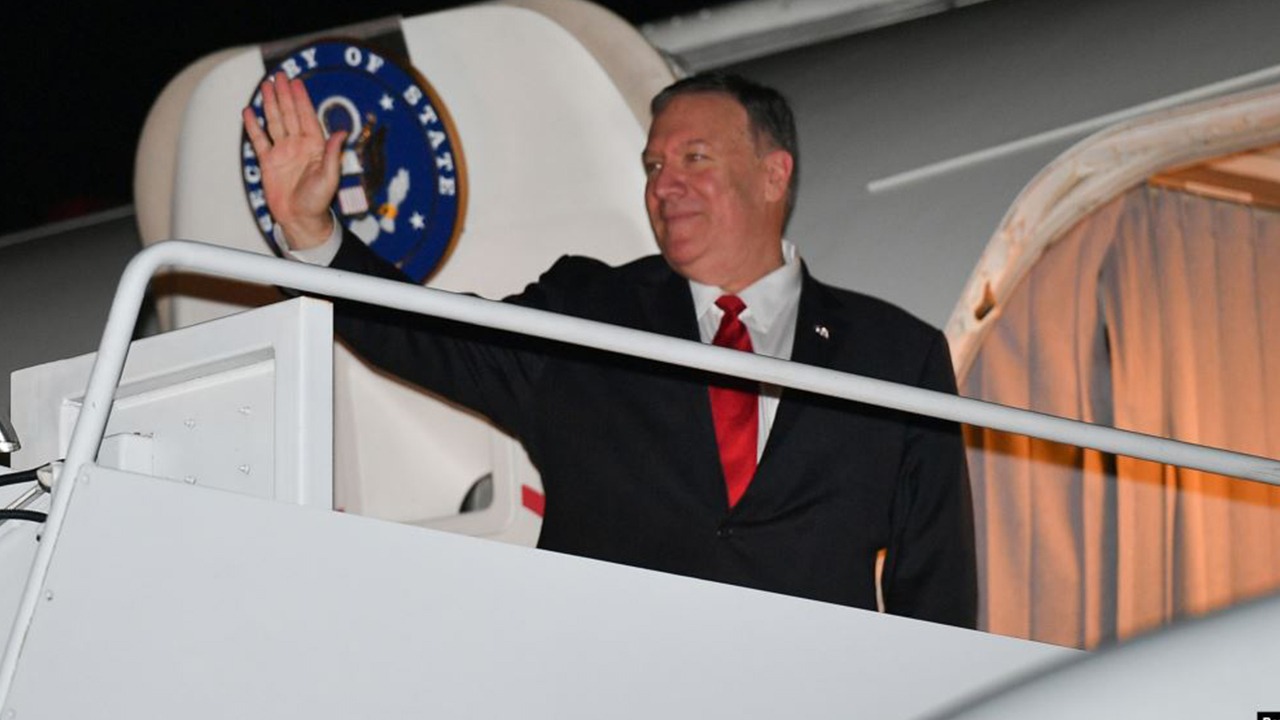 Le secrétaire d'État américain Mike Pompeo, lors de son départ pour l’Arabie Saoudite, le 17 septembre 2019.